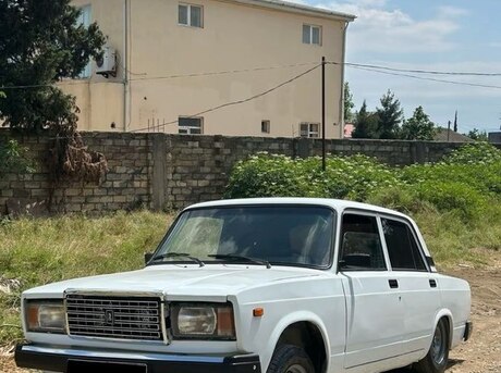 LADA (VAZ) 2107
