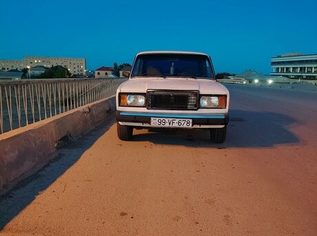 LADA (VAZ) 2107