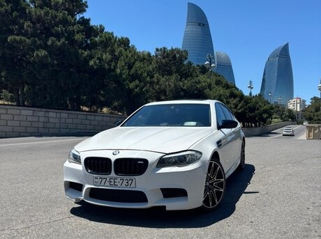 BMW M5