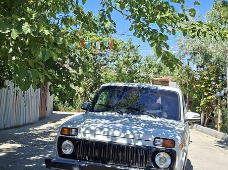 LADA (VAZ) Niva