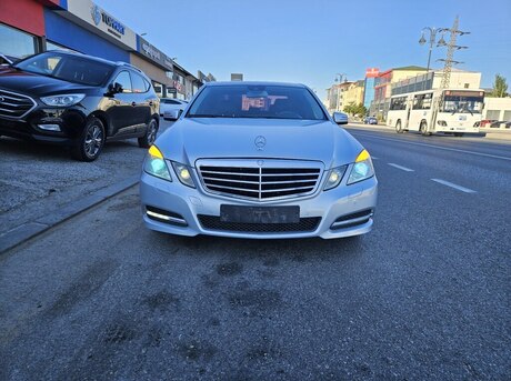Mercedes E 250