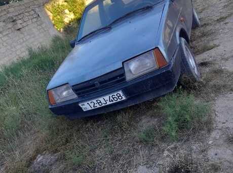 LADA (VAZ) 2108