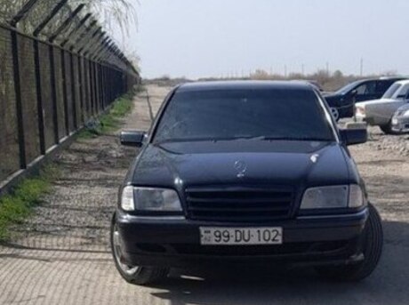 Mercedes C 220