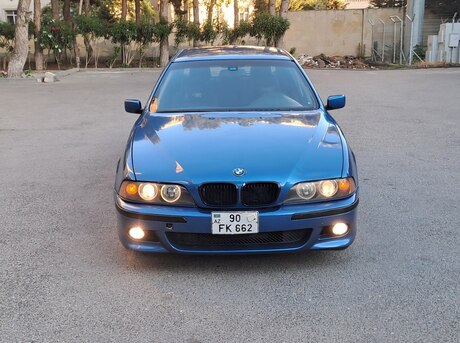 BMW 528