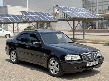Mercedes C 280