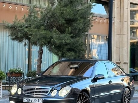 Mercedes E 220