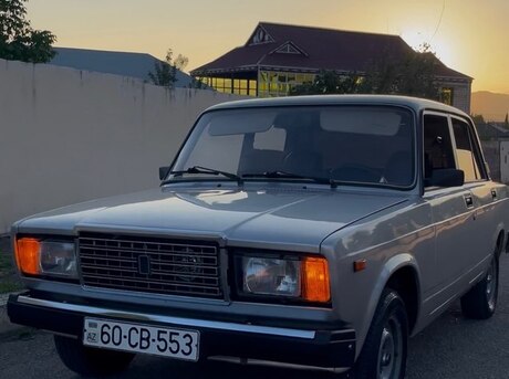LADA (VAZ) 2107