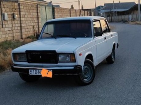 LADA (VAZ) 2107