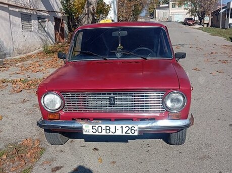 LADA (VAZ) 21011