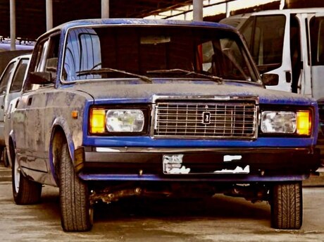 LADA (VAZ) 2107