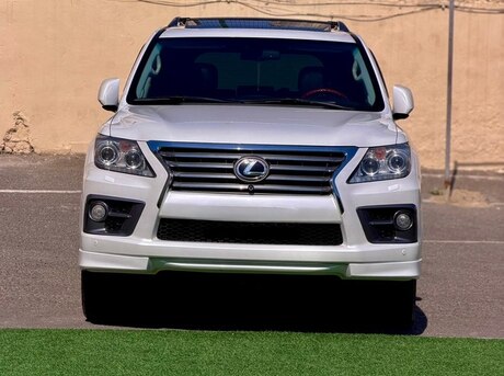 Lexus LX 570