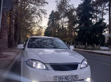 Daewoo Gentra