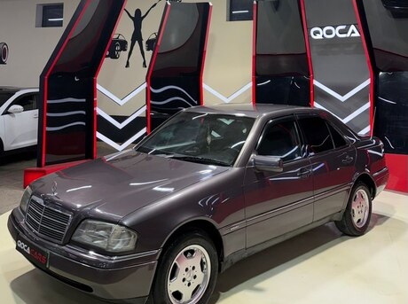 Mercedes C 180