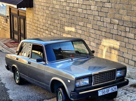 LADA (VAZ) 2107