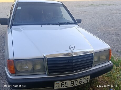 Mercedes 190