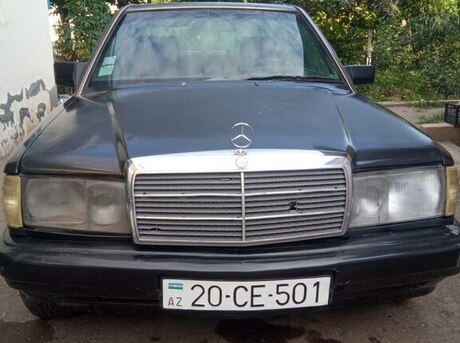 Mercedes 190