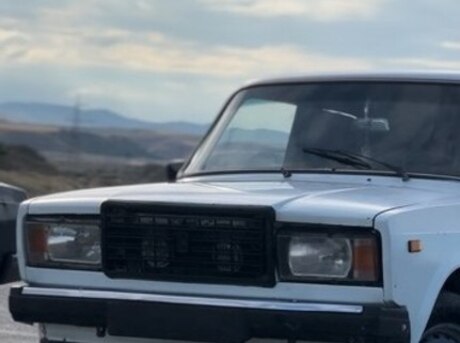 LADA (VAZ) 2107