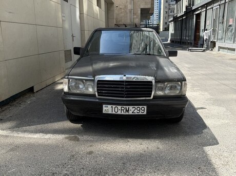Mercedes 190