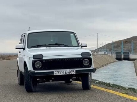 LADA (VAZ) Niva