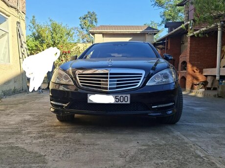 Mercedes S 500 4MATIC