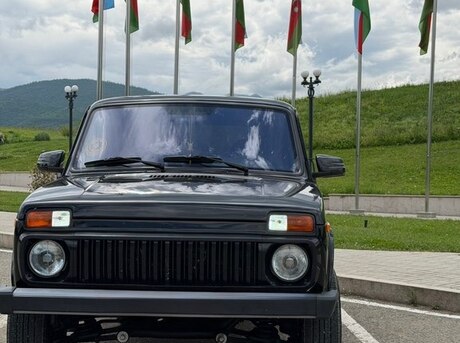 LADA (VAZ) Niva