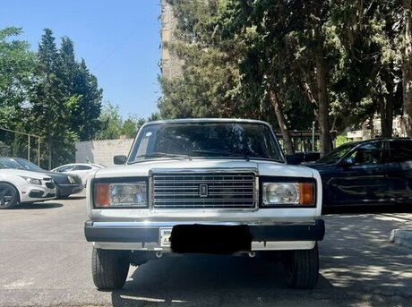 LADA (VAZ) 2107