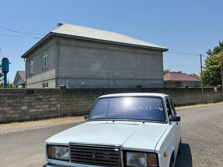 LADA (VAZ) 2107