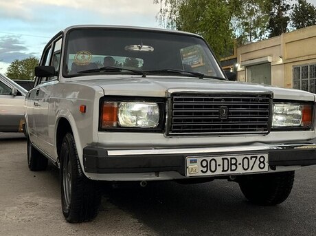 LADA (VAZ) 2107