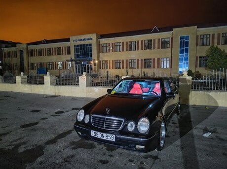 Mercedes E 270
