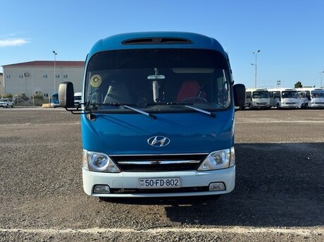 Hyundai County