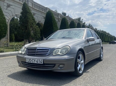 Mercedes C 230