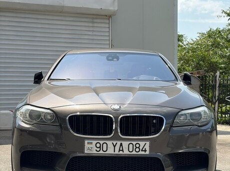 BMW 528