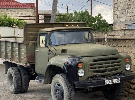 ZIL 130