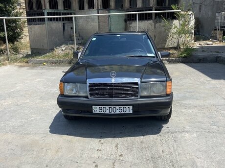 Mercedes 190