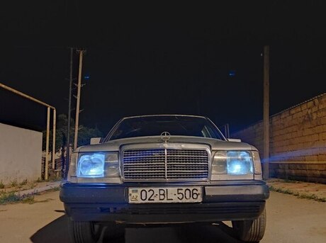 Mercedes 250 D