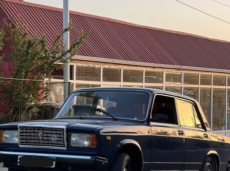 LADA (VAZ) 2107