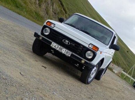LADA (VAZ) Niva