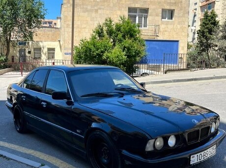 BMW 525