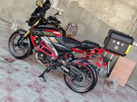 Bajaj Pulsar NS 200