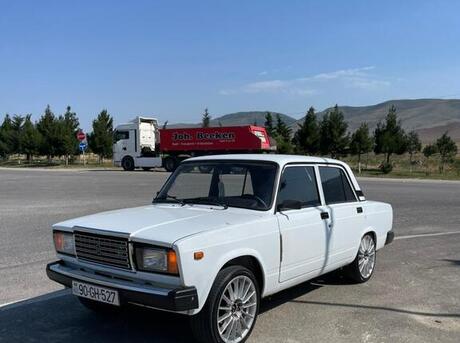 LADA (VAZ) 2107