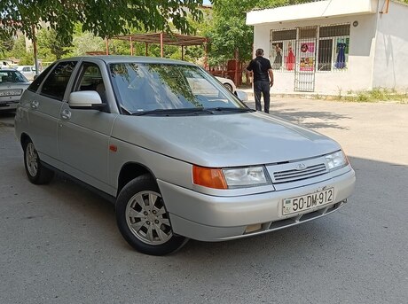 LADA (VAZ) 2112