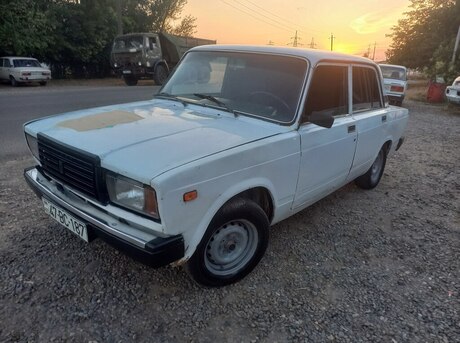 LADA (VAZ) 2107