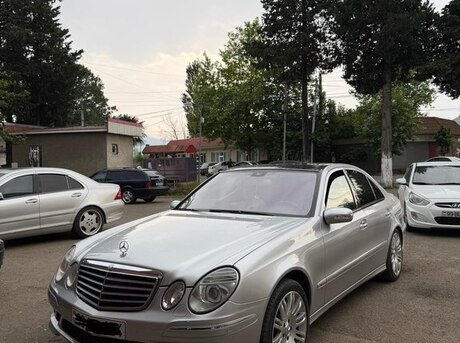 Mercedes E 320