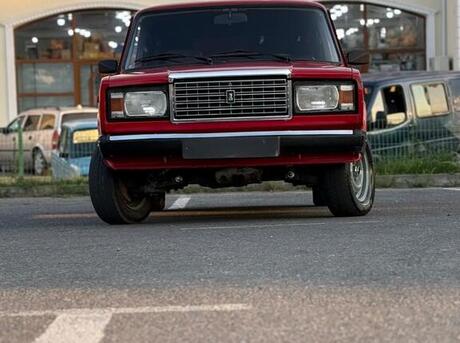 LADA (VAZ) 2107