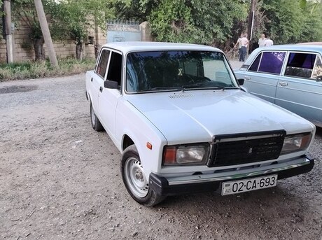 LADA (VAZ) 2107
