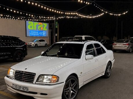 Mercedes C 240