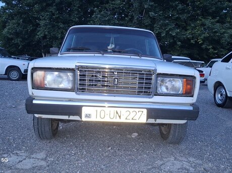 LADA (VAZ) 2107