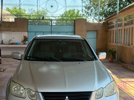 Mitsubishi Airtrek