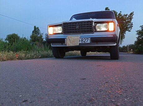 LADA (VAZ) 2107