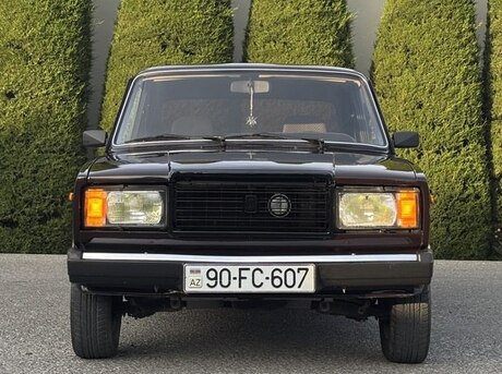 LADA (VAZ) 2107